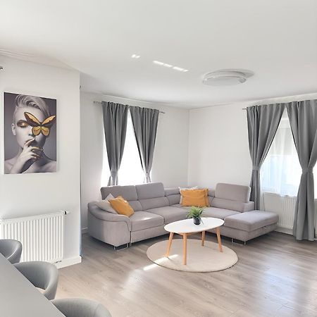 White Lotus Appartement Velika Gorica Buitenkant foto